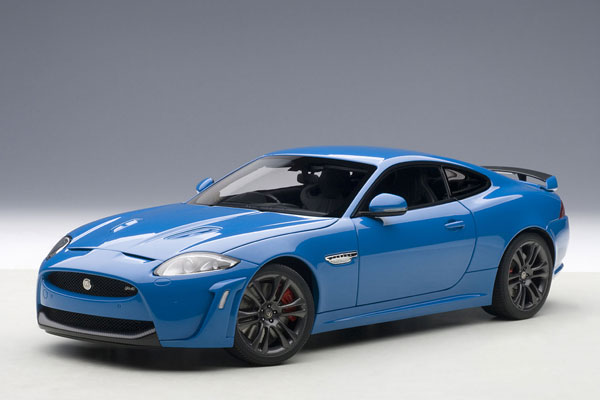 AUTOart 1:18 Scale Jaguar XKR Coupe, Midnight. ezToys