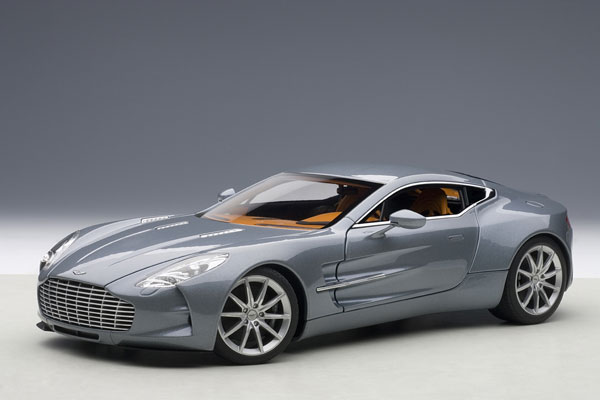 1/18 AUTOart Aston Martin One-77 One77 (Tiffany Blue) Car