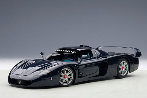 シグネチャーシリーズ 1/18 マセラティ MC12 (メタリック