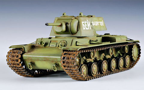 1/35 ソビエト軍 KV-1重戦車 1941 プラモデル（再販）[トランペッター