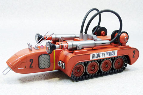 サンダーバード No.15 電動シングル走行 磁力牽引車 プラモデル[アオシマ]《在庫切れ》