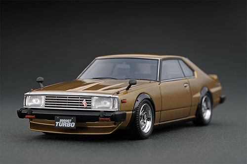 1/43 Nissan Skyline 2000 Turbo GT-ES (C211) Gold ※SSR Type Wheel