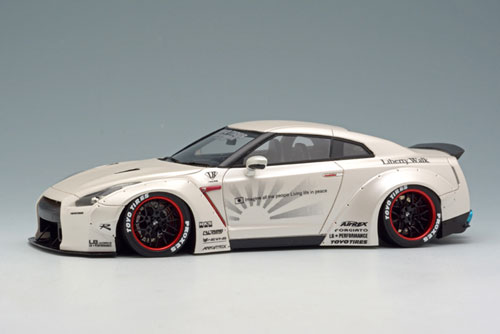 Liberty Walk LB☆Works NissanGT-R マットホワイト 【公式通販】