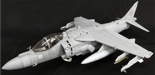 1/18 AV-8B ハリアーII 塗装済完成品[Merit International]【送料無料
