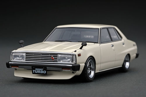 1/43 Nissan Skyline 2000 GT-EL (C211) White ※Hayashi Wheel