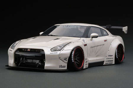 1/18 LB WORKS GT-R(R35) White[イグニッションモデル]【送料無料】《取り寄せ※暫定》