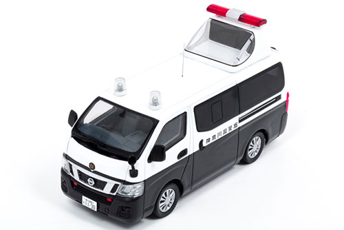 1/43 日産 NV350 キャラバン (E26) 2013 神奈川県警察所轄署誘導標識