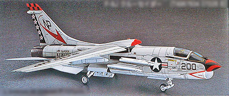 1/48 F-8J クルーセイダー プラモデル（再販）[ハセガワ]《１１月予約》