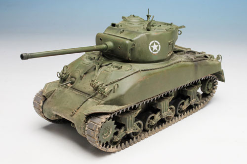 1 35 World Of Tanks アメリカ 中戦車 M4 シャーマン プラモデル イタレリ 取り寄せ 暫定