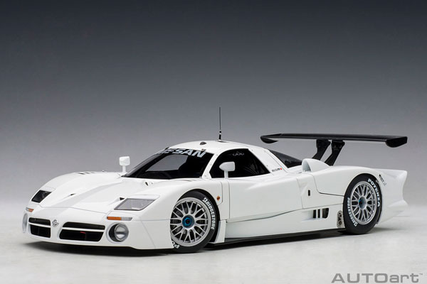 1/18 オートアート 日産　R390 箱なし　難あり 楽天市場】1/18 オートアート AUTOart Nissan R390 GT1 Test Car