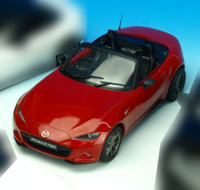 1/18 MAZDA ロードスター 2015 ソウルレッドプレミアムメタリック 1/18 マツダ NEW ロードスター ソウルレッドプレミアム