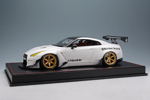 1/18 Rocket Bunny R35 GT-R Wing ver. ホワイト[メイクアップ]【送料無料】《在庫切れ》