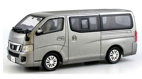 KYOSHOオリジナル 1/43 NISSAN NV350 キャラバン ブレードシルバー