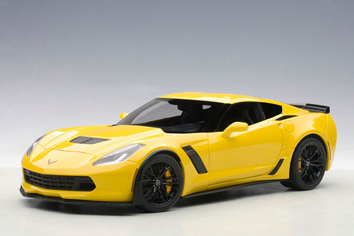 未開封 1/18 オートアート シボレー コルベット Z06 イエロー オートアート・コンポジットモデル 1/18 シボレー コルベット (C7) Z06