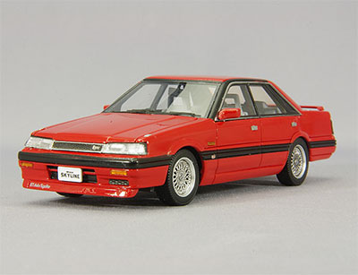 1/43 日産 スカイライン 4ドアハードトップ GTパサージュ