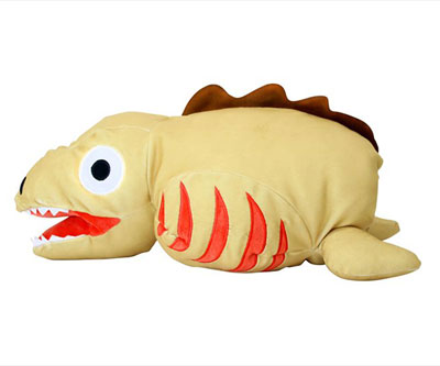 シン・ゴジラ 第二形態 もちっと腕枕クッション[グレイ・パーカー