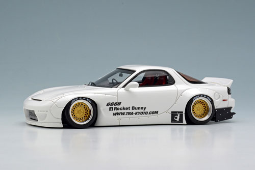 1/43 Rocket Bunny RX-7(FD3S) ホワイト / 6666 wheels！ (ゴールド