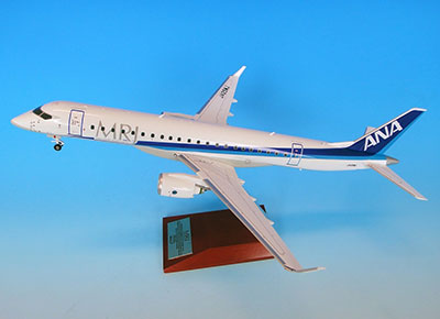 国内外の人気！ Amazon 航空機 模型 MRJ / JA25MJ / ANA 1/100