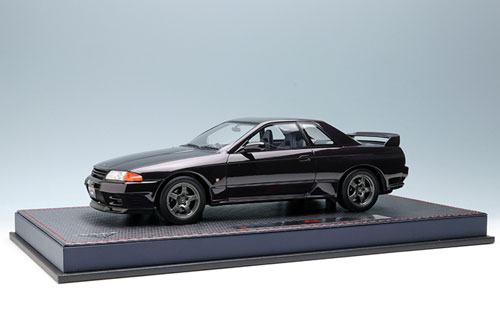 1/18 ニッサン スカイライン GT-R (BNR32) NISMO 1990 ミッドナイトパープル