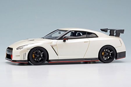 希少 NISSAN GT-R NISMO 2014 ホワイトパール Nissan GT-R Nismo 2014 revealed - JDM Times