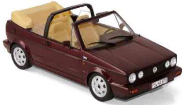 1/18 VW ゴルフ カブリオレ クラシック ライン 1992 メタリックレッド