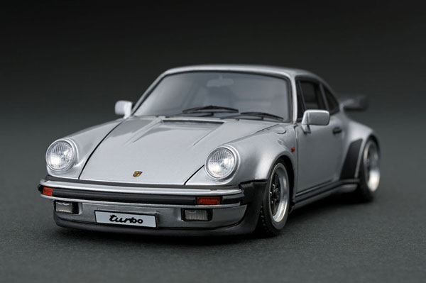 ポルシェ 911 Turbo S シルバー 1/43 1/18 Dealer Edition Porsche 911 (992) Turbo S (Sonderwunsch Urban