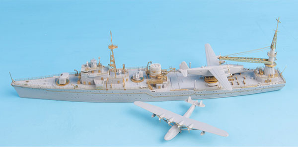 1/700 スカイウェーブシリーズ 日本海軍 水上機母艦 秋津洲 プラモデル エッチングパーツ付き[ピットロード]《在庫切れ》