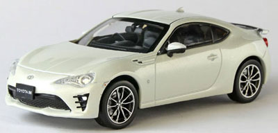 Amazon | ミニカー 1/43 京商 ミニカー 86 GT Limited 後期 2016