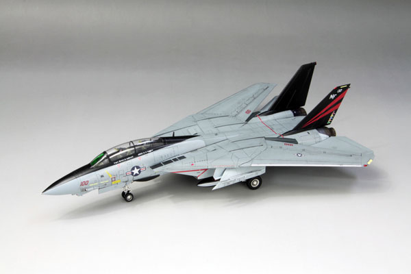 1/72 F-14AトムキャットTM “USS インディペンデンス 1995” プラモデル