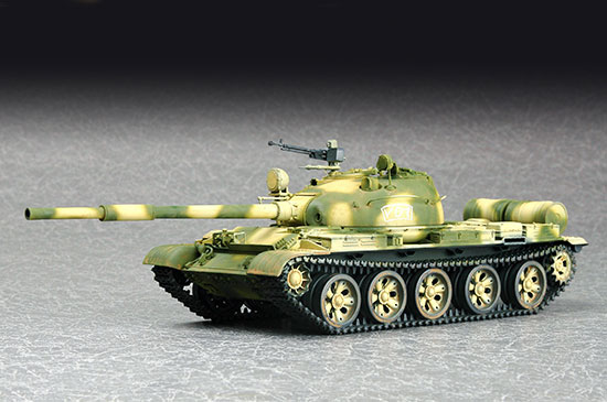 1/72 ソビエト軍 T-62 主力戦車 1972年型 プラモデル[トランペッター