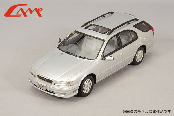 1/43 日産 セフィーロ ワゴン (WA32) 1997年 プラチナシルバー[CAM