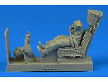 1/32 F/A-18A/C ホーネット パイロットw/射出座席(アカデミー用)[エアロボーナス]《在庫切れ》