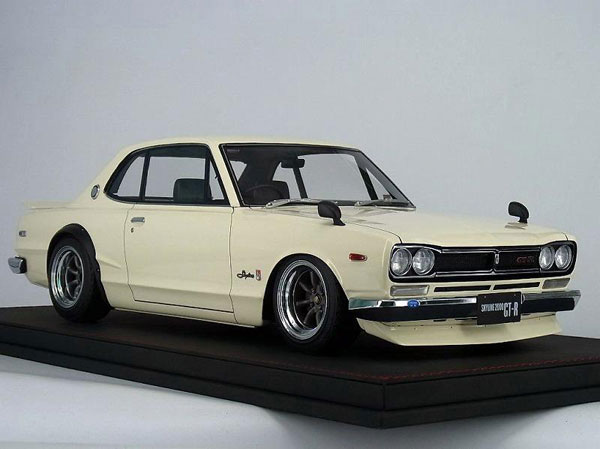 1/12 日産 スカイライン 2000 GT-R (KPGC10) White[イグニッション