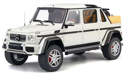 1/18 メルセデス マイバッハ G650 ランドレー(ホワイト)[GTスピリット 