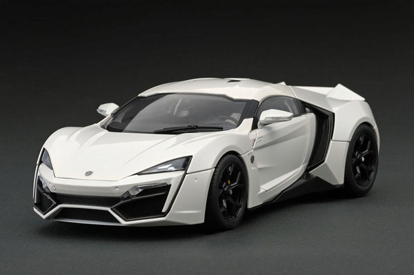 1/18 W MOTORS Lykan Hypersport pearl white