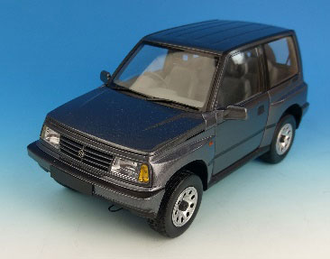 1/18 スズキ エスクード グレー[DORLOP]《在庫切れ》