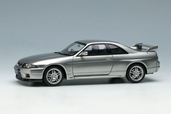 1/43 日産 スカイラインGT-R (BCNR33) V-spec 1997 ソニックシルバー