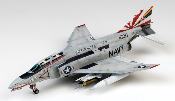 F-4B ファントムII `FV-111 サンダウナーズ` (プラモデル