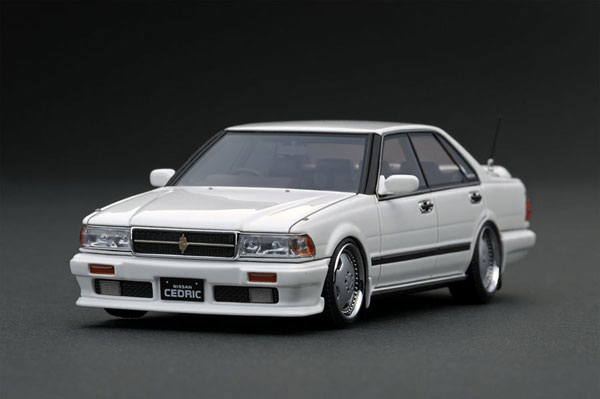 イグニッションモデル 1/43 日産 セドリック（ホワイト） 1/43 日産 セドリック (Y31) Gran Turismo SV White