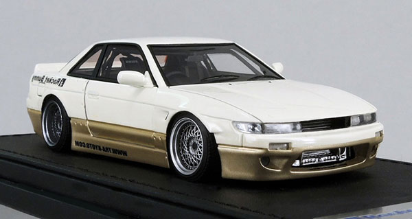 1/43 Rocket Bunny S13 V1 White / Gold[イグニッションモデル]《在庫