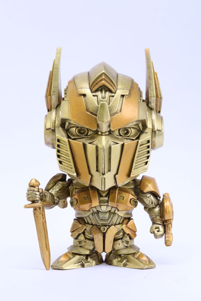 【3月中旬以降発送・発売済商品】 最後の騎士王・コンボイSDゴールドVer.(ABS+PVC)[ヒーロークロス]《在庫切れ》