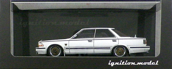 1/43 ニッサン セドリック (Y30) 4Door Hardtop Brougham VIP White BB