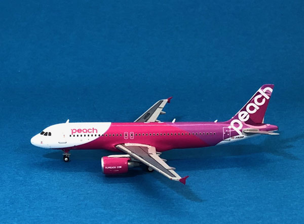 Gemini 1/400 peach A320 ダイキャストモデル 1/400 Gemini Jets Peach Aviation A320-200 JA820P[ジェミニ