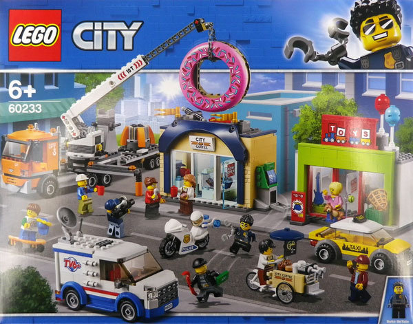 レゴ シティ タウン 巨大クレーン車が活躍！ドーナツショップの開店 