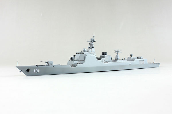 1/700 中国海軍 052D/D+型ミサイル駆逐艦 プラモデル[ドリームモデル