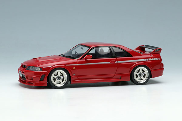1/43 NISMO 400R 1996 レッド(シルバーストライプ)[メイクアップ 