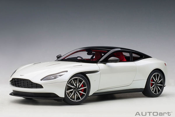 1/18 アストンマーチン DB11 (メタリック・ホワイト)[オートアート]【送料無料】《在庫切れ》