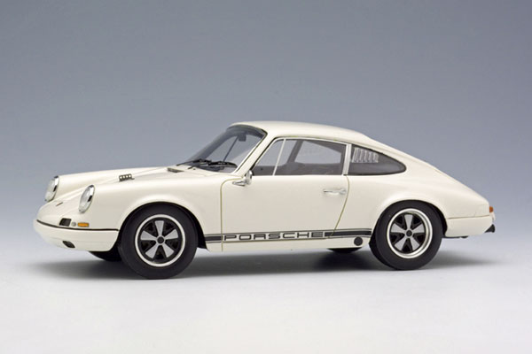 1/43 ポルシェ 911R 1967 ホワイト/ブラックストライプ（再販）[メイク 
