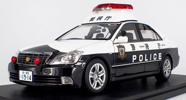 1/18 Toyota Crown (GRS180) 警視庁 自動車警ら隊110号[イグニッションモデル]【送料無料】《在庫切れ》