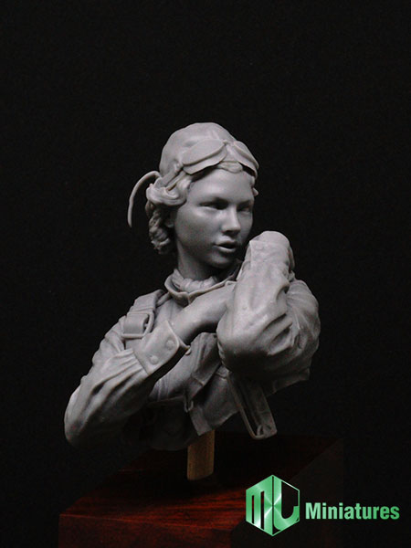 1/10 WWII 露/ソ 赤色空軍 女性パイロット 「夜の魔女」胸像[MJ Miniatures]《在庫切れ》